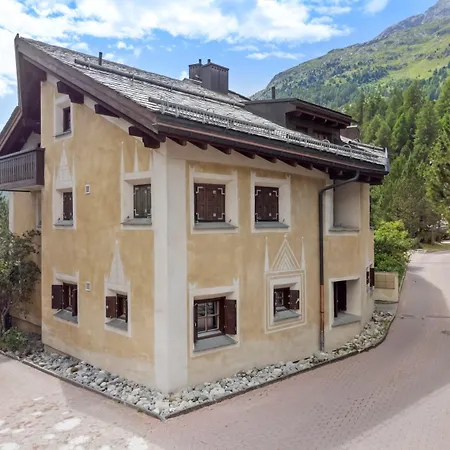 Abitaziun Ueerts - *