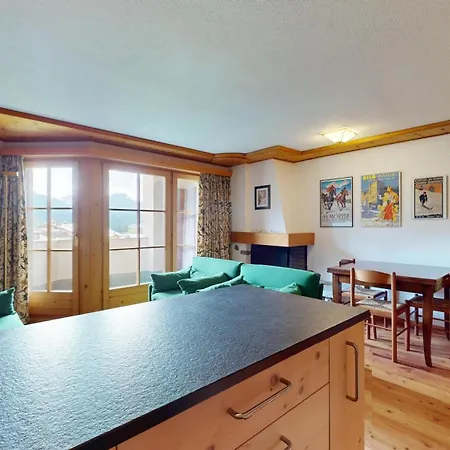 Abitaziun Ueerts - *